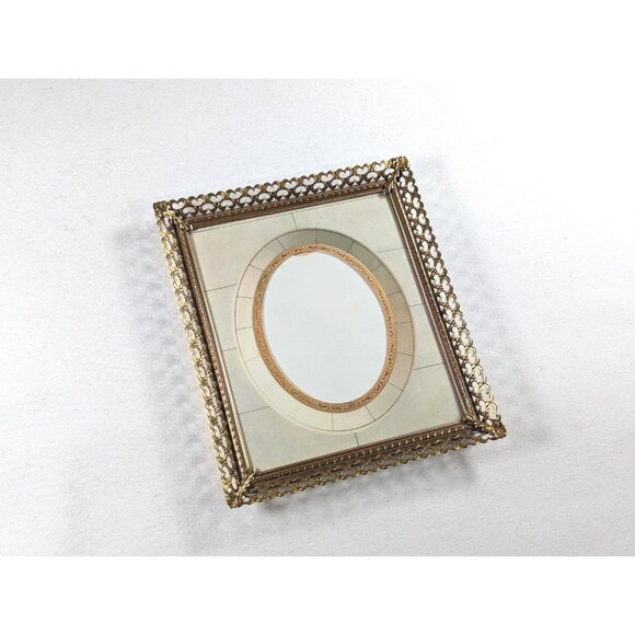 Vintage 5.5 x 6.5" Convex glass picture frame, Bubble glass brass edge portrait - Picture 3 of 8